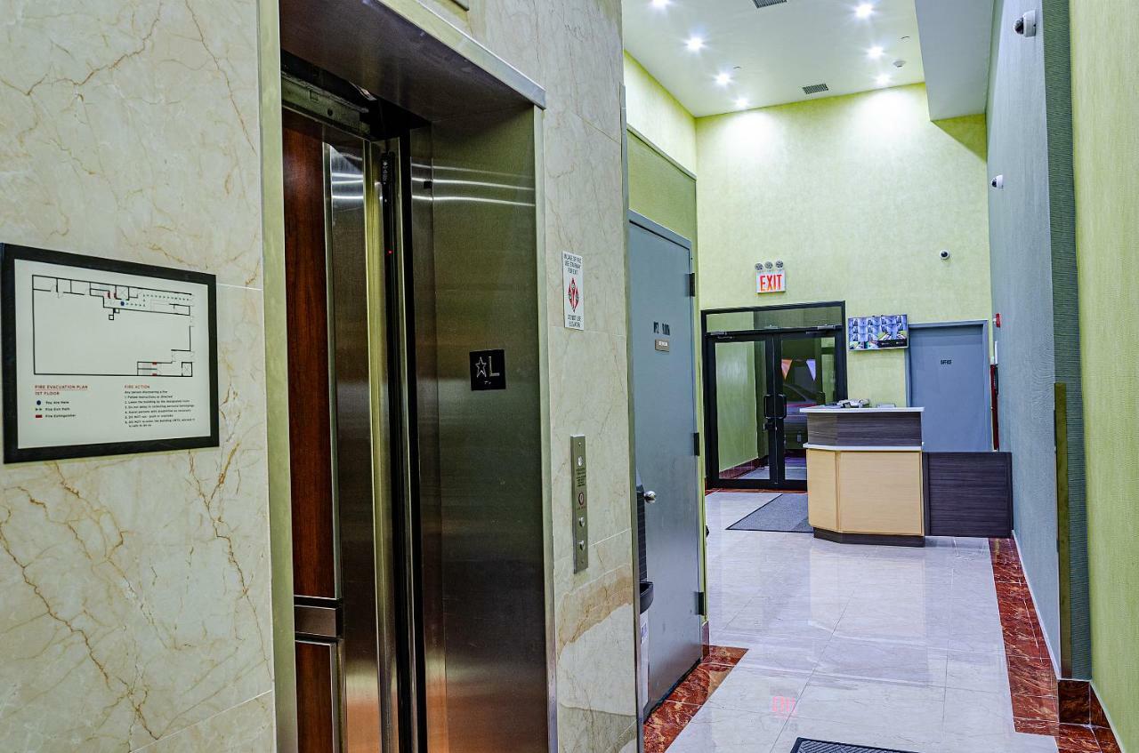 Elmhurst Hotel Nova York Exterior foto